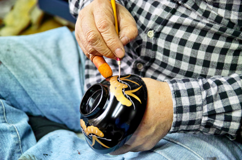 ベテランの漆職人は漆にかぶれない？